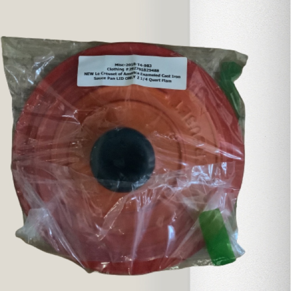 Le Creuset Cast Iron sauce pan LID